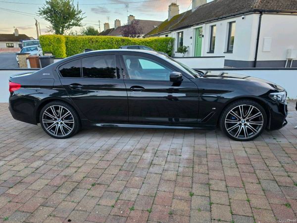 BMW 5-Series Saloon, Petrol Plug-in Hybrid, 2019, Black