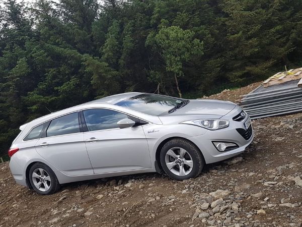 Hyundai i40 Estate, Diesel, 2012, Silver