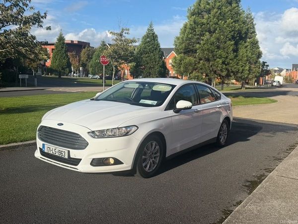 Ford Mondeo Hatchback, Diesel, 2017, White