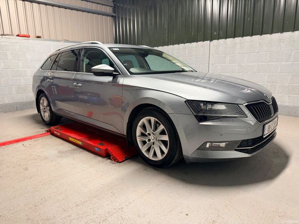 Skoda Superb Estate, Diesel, 2018, Grey