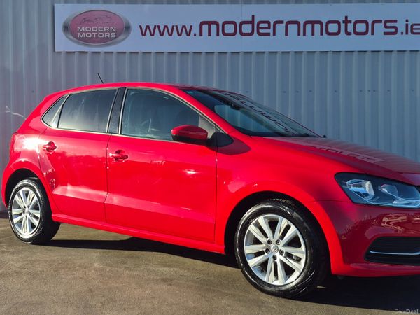 Volkswagen Polo Hatchback, Petrol, 2016, Red