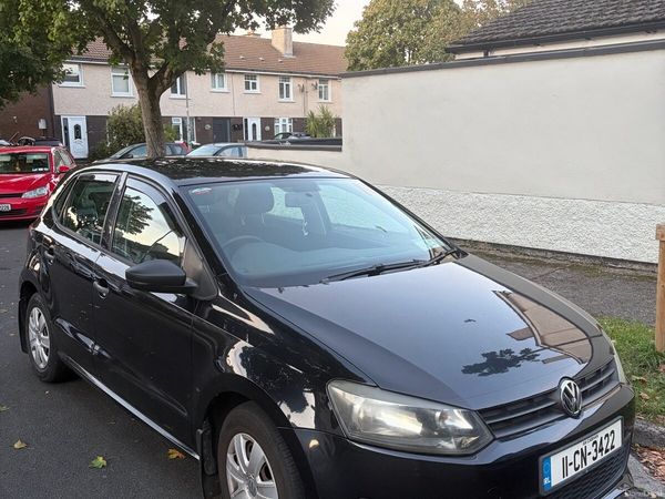 Volkswagen Polo Hatchback, Petrol, 2011, Black