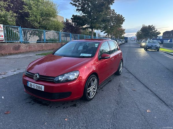 Volkswagen Golf Hatchback, Diesel, 2009, Red
