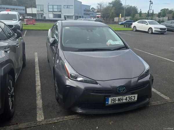 Toyota Prius Hatchback, Petrol Hybrid, 2019, Grey