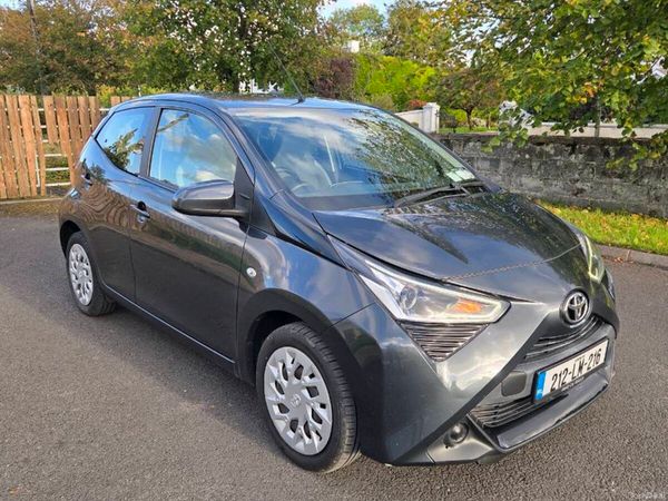 Toyota Aygo Hatchback, Petrol, 2021, Grey
