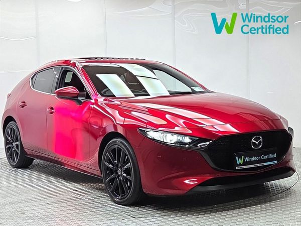 Mazda Mazda3 Hatchback, Petrol, 2024, Red