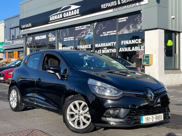 Renault Clio Hatchback, Petrol, 2019, Black