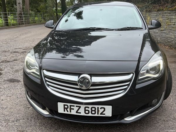 Vauxhall Insignia Hatchback, Diesel, 2014, Black