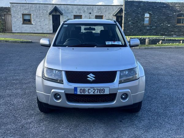 Suzuki Grand Vitara SUV, Petrol, 2008, Silver