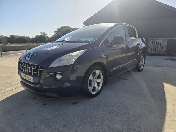 Peugeot 3008 MPV, Diesel, 2010, Blue