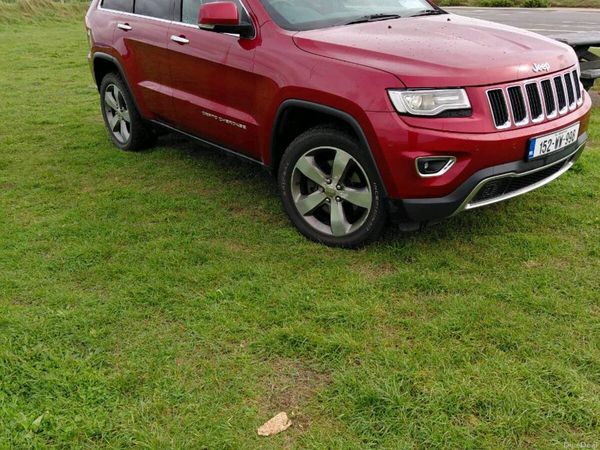 Jeep Cherokee SUV, Diesel, 2015, Red