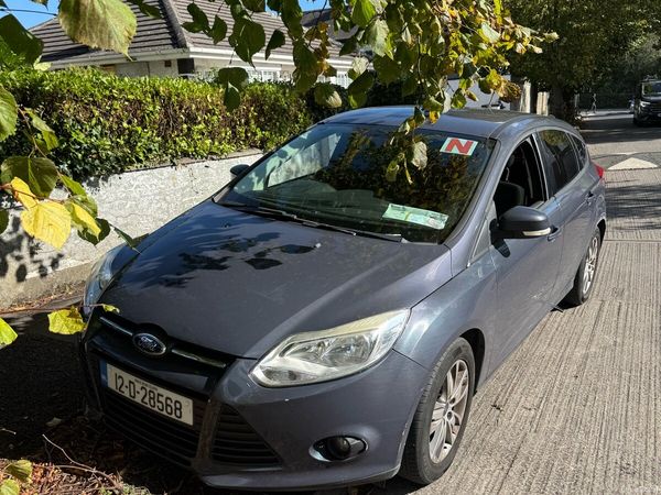 Ford Focus Hatchback, Diesel, 2012, Blue