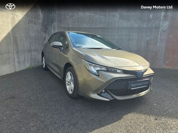 Toyota Corolla Hatchback, Petrol Hybrid, 2023, Green