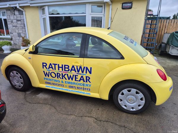 Volkswagen Beetle Hatchback, Petrol, 2000, Yellow
