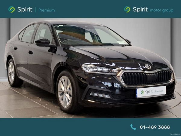 Skoda Octavia Saloon, Petrol Hybrid, 2024, Black