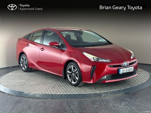 Toyota Prius Hatchback, Petrol Hybrid, 2022, Red