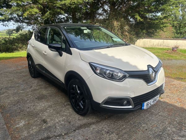 Renault Captur Hatchback, Petrol, 2016, White