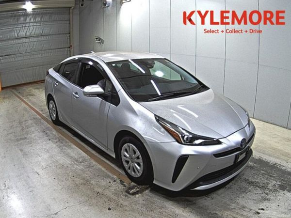 Toyota Prius Hatchback, Petrol Hybrid, 2021, Silver