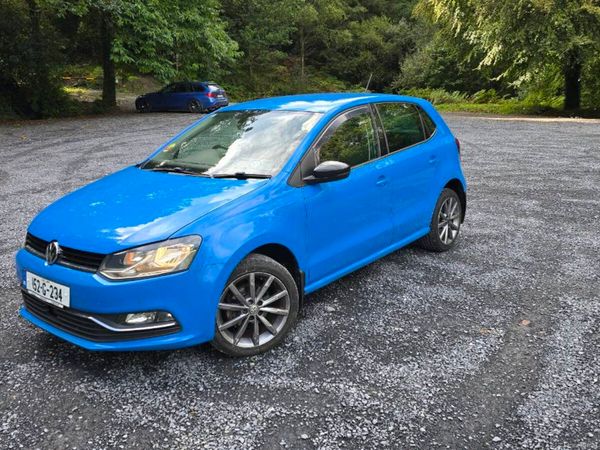 Volkswagen Polo Hatchback, Petrol, 2015, Blue