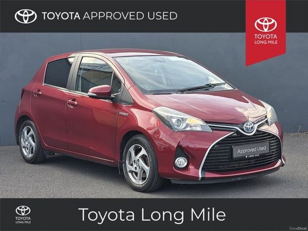 Toyota Yaris Hatchback, Petrol Hybrid, 2017, Red