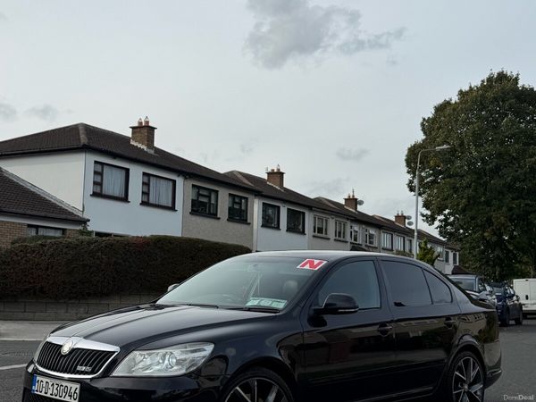 Skoda Octavia Hatchback, Diesel, 2010, Black