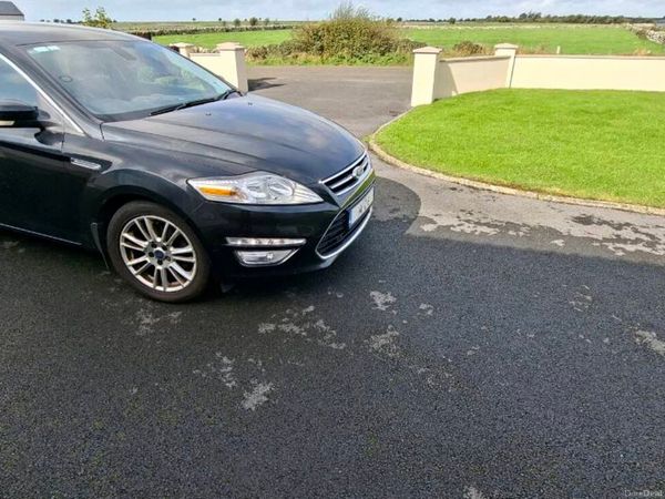 Ford Mondeo Saloon, Diesel, 2014, Black