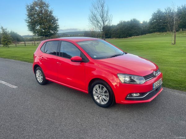 Volkswagen Polo Hatchback, Petrol, 2015, Red