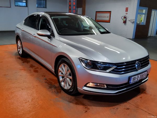 Volkswagen Passat Saloon, Diesel, 2019, Grey