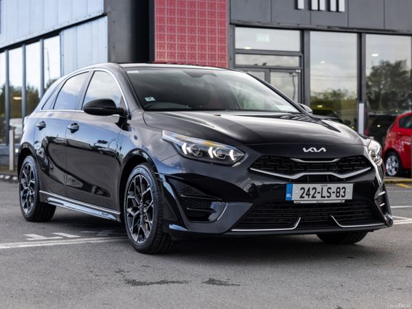 Kia Ceed Hatchback, Petrol, 2024, Black