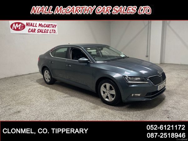 Skoda Superb Hatchback, Diesel, 2019, Grey