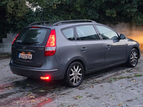 Hyundai i30 Estate, Diesel, 2010, Grey