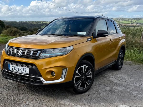 Suzuki Vitara SUV, Petrol, 2023, Yellow