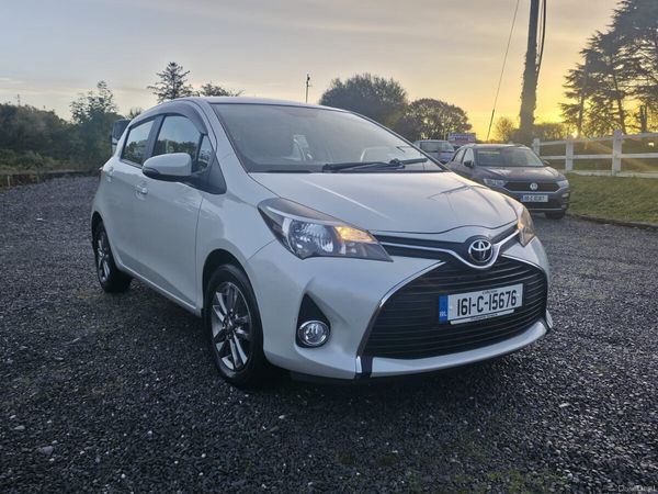 Toyota Yaris Hatchback, Petrol, 2016, White