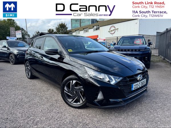 Hyundai i20 Hatchback, Petrol, 2022, Black