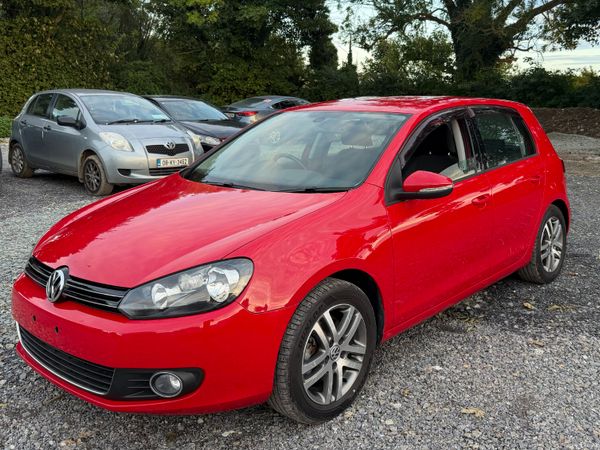 Volkswagen Golf Hatchback, Petrol, 2011, Red