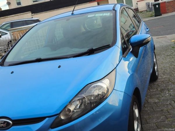 Ford Fiesta Hatchback, Petrol, 2011, Blue