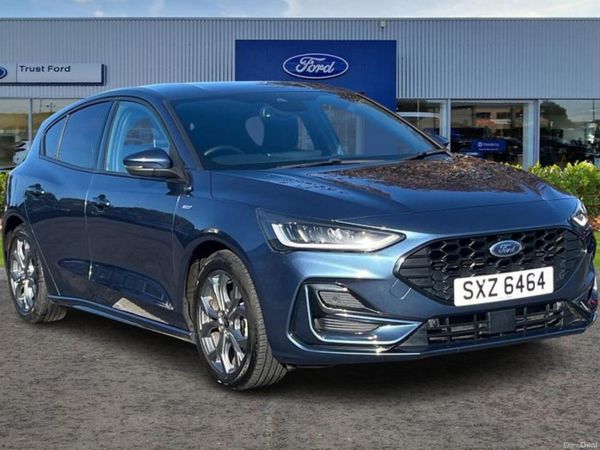 Ford Focus Hatchback, Petrol, 2023, Blue