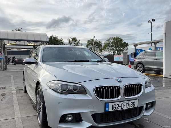 BMW 5-Series Estate/Jeep, Diesel, 2016, Silver
