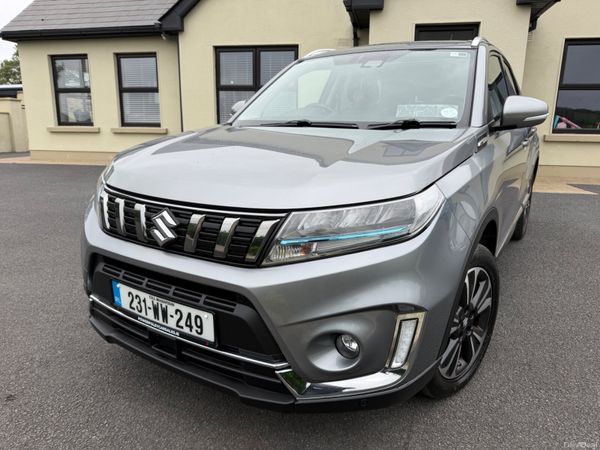 Suzuki Vitara SUV, Petrol, 2023, Grey