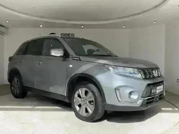 Suzuki Vitara SUV, Petrol Hybrid, 2022, Grey