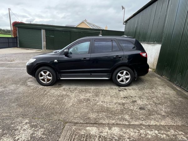 Hyundai Santa Fe SUV, Diesel, 2010, Black