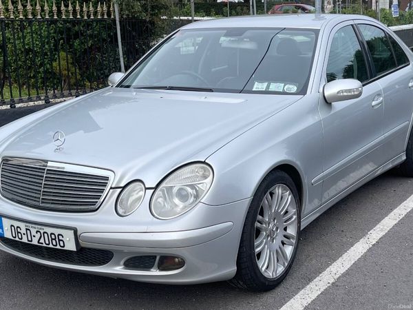 Mercedes-Benz E-Class Saloon, Petrol, 2006, Silver