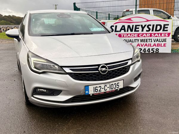 Opel Astra Hatchback, Diesel, 2016, Silver