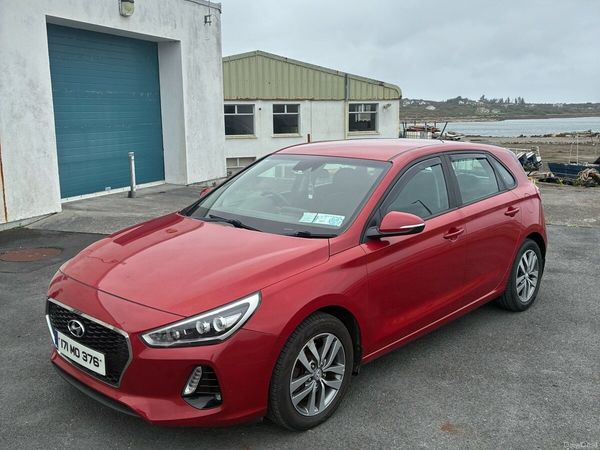 Hyundai i30 Hatchback, Diesel, 2017, Red