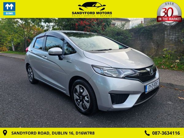 Honda Fit Hatchback, Petrol Hybrid, 2017, Silver