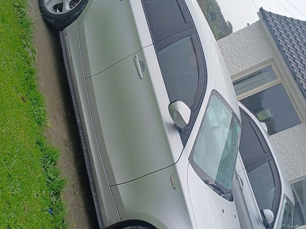 BMW 1-Series Hatchback, Diesel, 2010, Silver