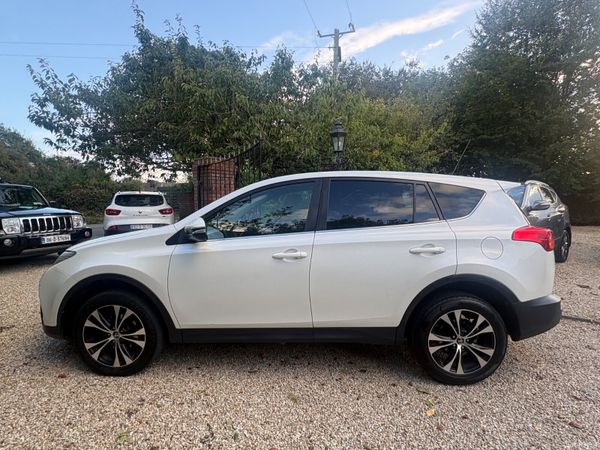 Toyota RAV4 SUV, Diesel, 2015, White