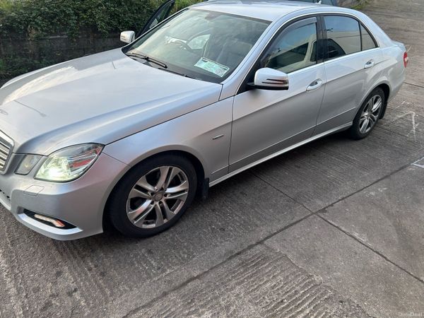 Mercedes-Benz E-Class Saloon, Diesel, 2010, Silver