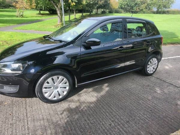 Volkswagen Polo Hatchback, Petrol, 2013, Black