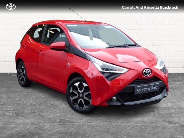 Toyota Aygo Hatchback, Petrol, 2019, Red